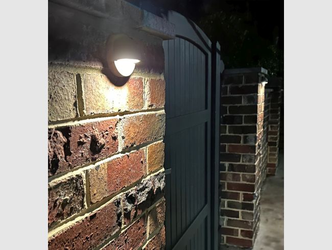 Bronze finish - in situ